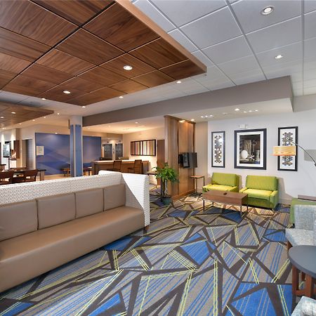 Holiday Inn Express & Suites - Millersburg By Ihg Exteriör bild