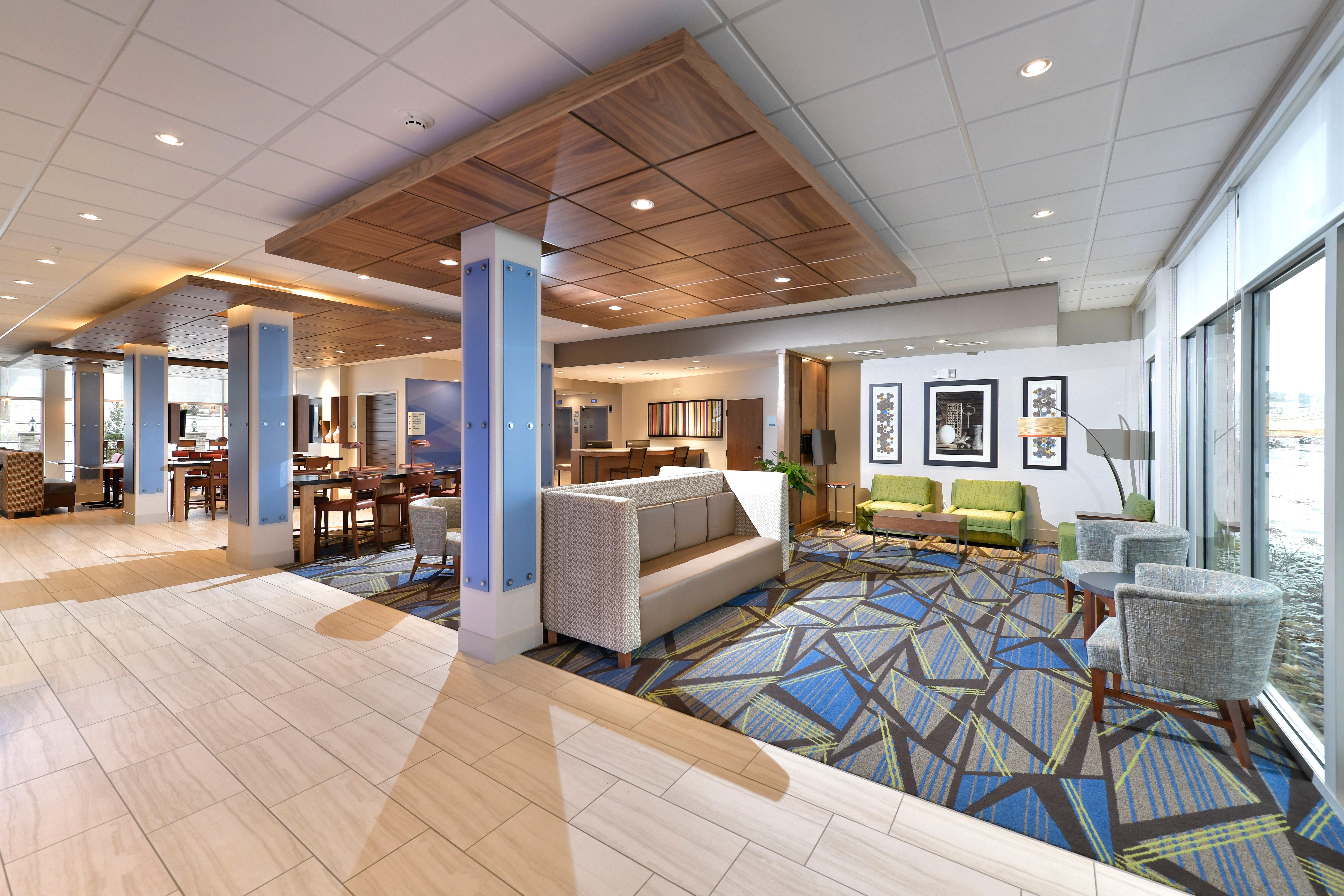 Holiday Inn Express & Suites - Millersburg By Ihg Exteriör bild
