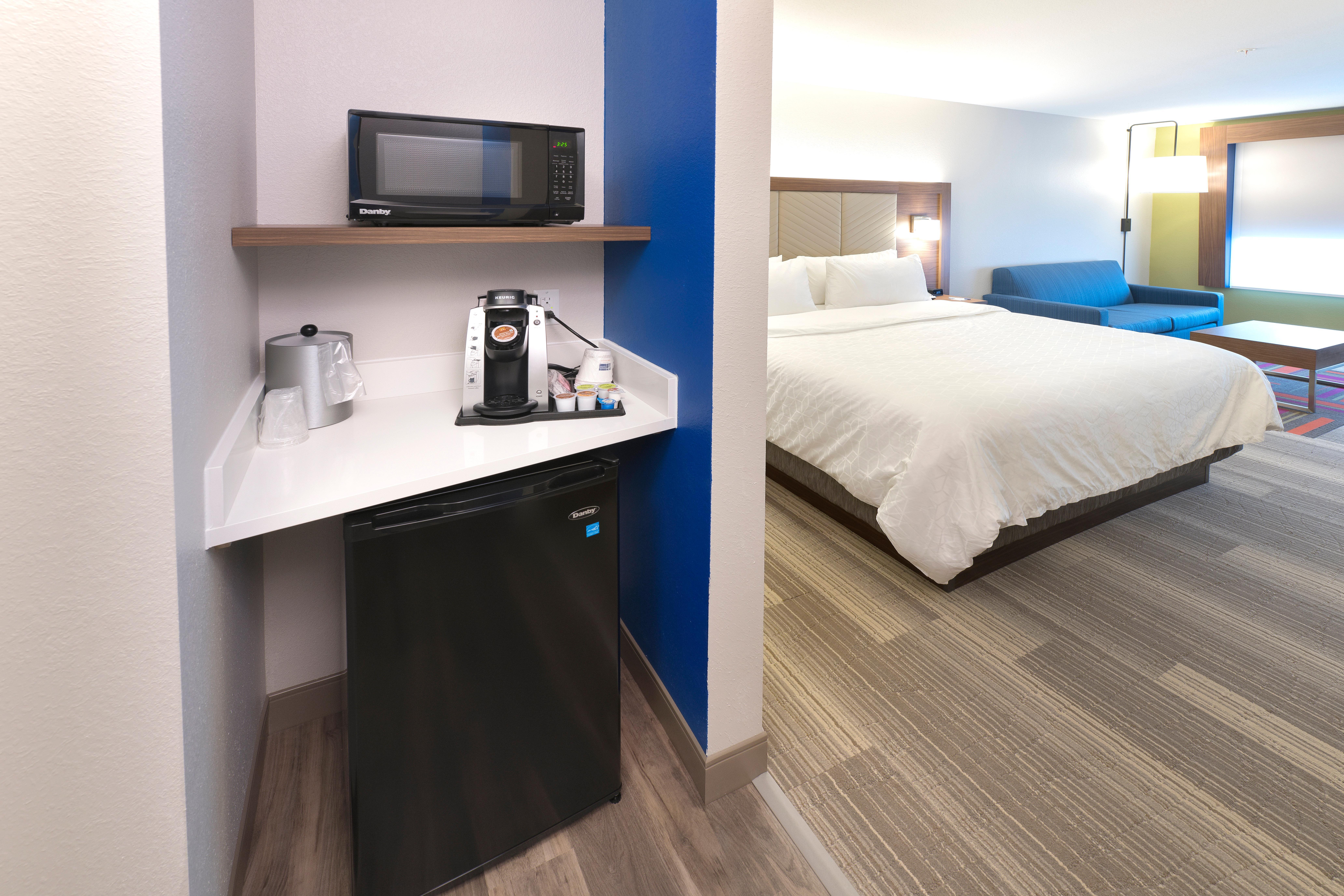 Holiday Inn Express & Suites - Millersburg By Ihg Exteriör bild